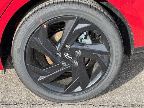 New 2026 Hyundai Elantra SEL Sport image 5