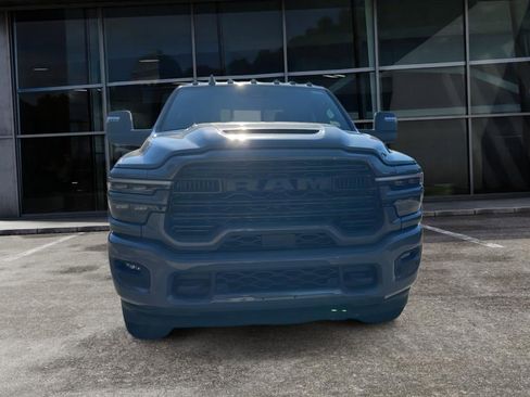 New 2026 RAM 2500 Laramie AWD/4WD image 2