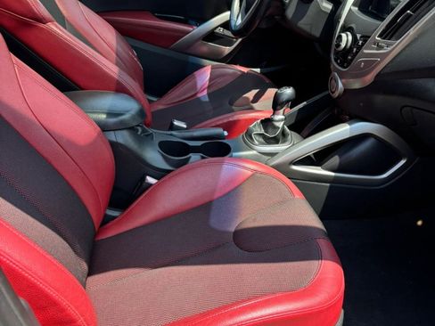 Used 2012 Hyundai Veloster w/ Style Pkg FWD image 36