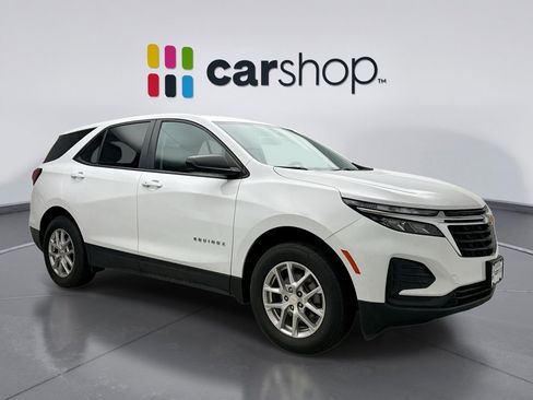 Used 2023 Chevrolet Equinox LS w/ LS Convenience Package image 7