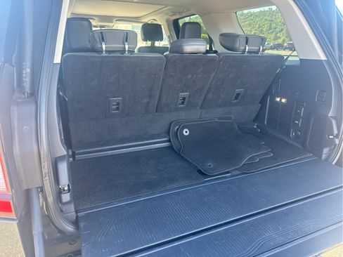 Certified 2025 Ford Expedition Active AWD/4WD image 9