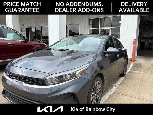Used 2024 Kia Forte LXS FWD image 4