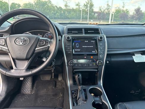 Used 2016 Toyota Camry XLE FWD image 21