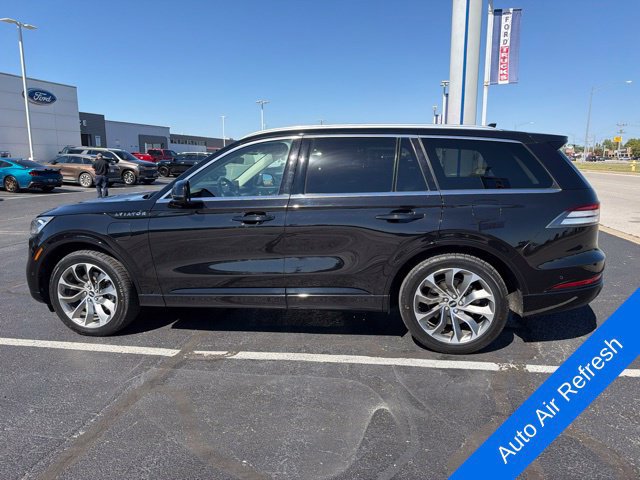 Used 2021 Lincoln Aviator Grand Touring w/ Elements Package Plus AWD/4WD image 9