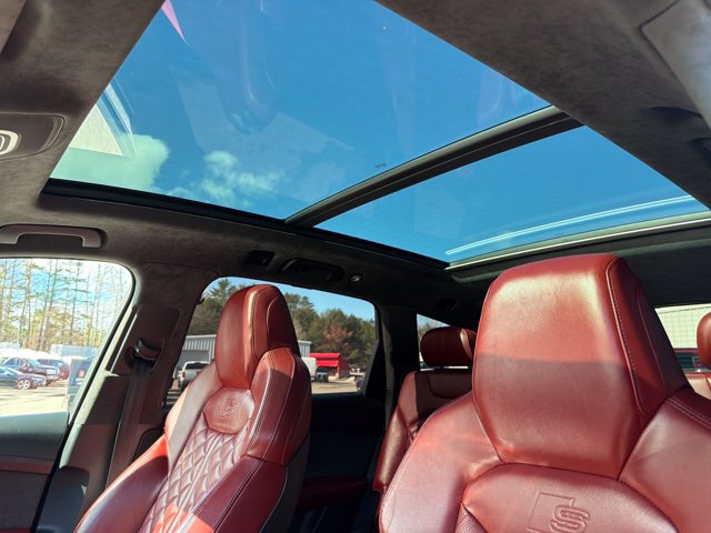 Used 2021 Audi SQ7 Prestige AWD/4WD image 23