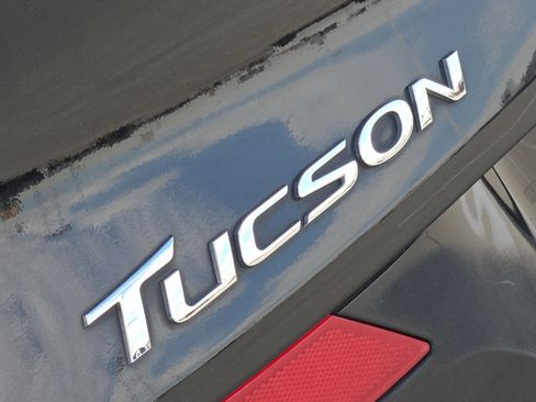 Used 2021 Hyundai Tucson Limited image 10