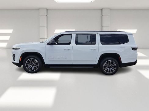 New 2026 Jeep Grand Wagoneer 2WD image 2