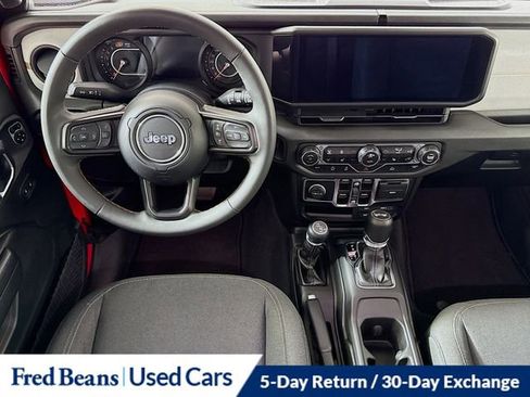 Used 2024 Jeep Wrangler Sport S image 23