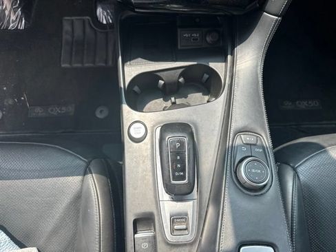 Used 2023 INFINITI QX50 Luxe FWD image 28