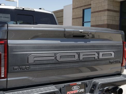 Used 2025 Ford F150 Raptor AWD/4WD image 19