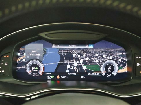 Used 2019 Audi Q8 Premium Plus w/ Premium Plus image 34