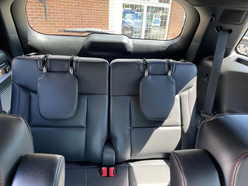 Used 2025 Ford Explorer ST w/ Sun And Sound Package AWD/4WD image 15
