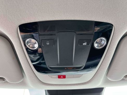 Used 2024 Kia Seltos EX FWD image 23