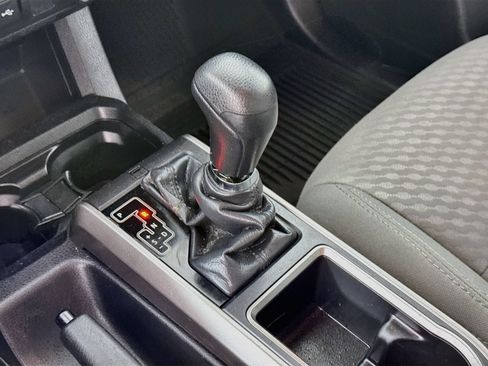 Certified 2022 Toyota Tacoma SR5 RWD image 13