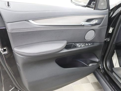 Used 2019 BMW X6 xDrive35i w/ Executive Package AWD/4WD image 14