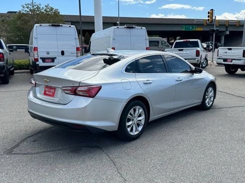 Used 2020 Chevrolet Malibu LT FWD image 11