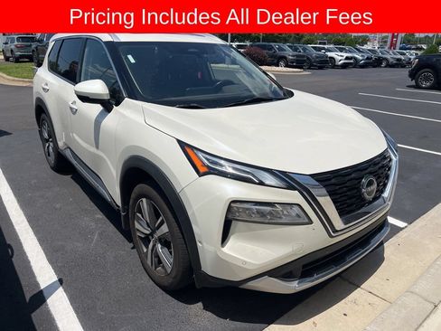 Used 2023 Nissan Rogue Platinum w/ Platinum Premium Package FWD image 3