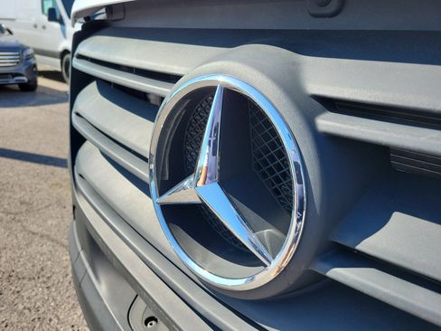 Used 2024 Mercedes-Benz Sprinter 3500 w/ Parking Package image 19
