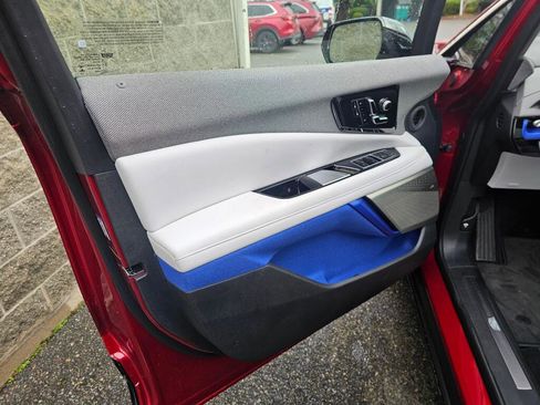 New 2026 Cadillac Optiq Luxury 1 image 29