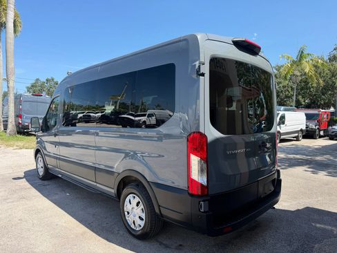 Used 2022 Ford Transit 350 XLT RWD image 5