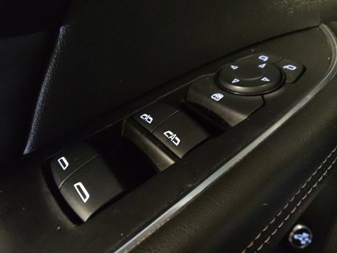 Used 2021 Buick Envision Essence w/ Technology Package I image 27