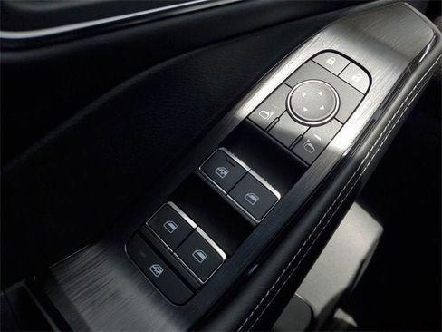 New 2025 Nissan Rogue Platinum w/ Tech Package image 11