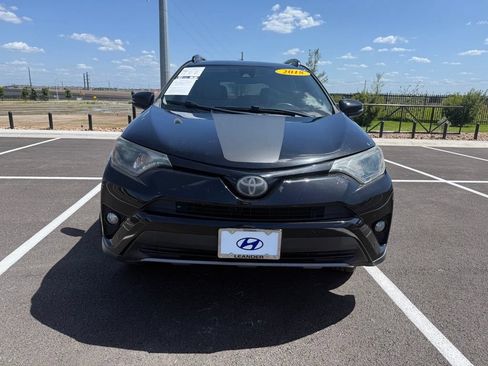 Used 2018 Toyota RAV4 Adventure AWD/4WD image 2