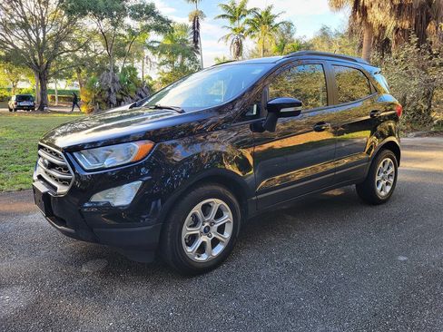 Used 2021 Ford EcoSport SE w/ SE Convenience Package image 3