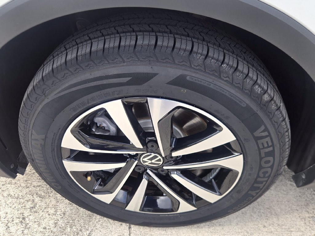 Certified 2024 Volkswagen Tiguan S FWD image 7