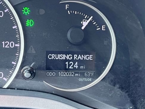 Used 2017 Lexus CT 200h w/ Accessory Package 2 image 34