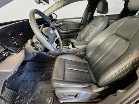 Used 2025 Audi A6 e-tron Premium w/ Ultra Package AWD/4WD image 18