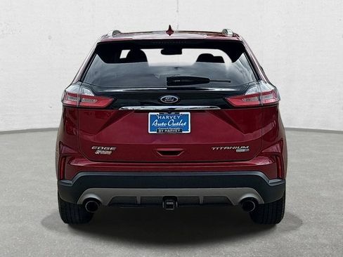 Used 2019 Ford Edge Titanium w/ Class II Trailer Tow Package image 6