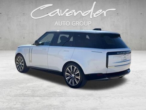 Used 2024 Land Rover Range Rover Autobiography AWD/4WD image 3