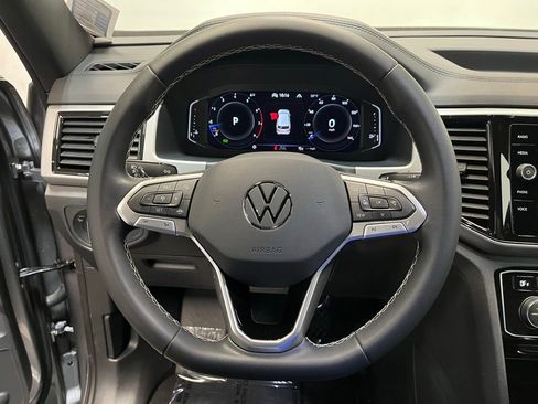 Used 2023 Volkswagen Atlas Cross Sport SE AWD/4WD image 6