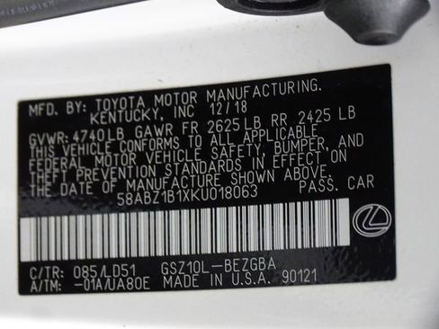 Used 2019 Lexus ES 350 w/ Premium Package image 24