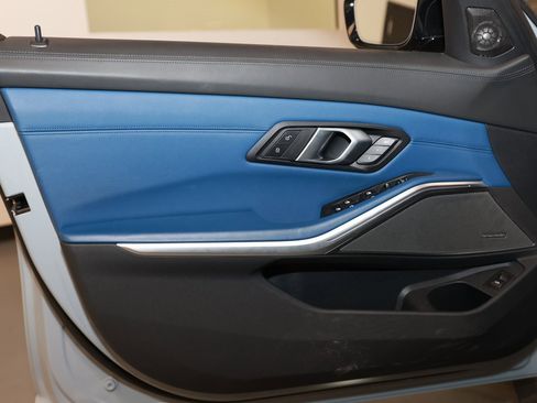 Used 2025 BMW M3 Competition w/ Carbon Package image 22