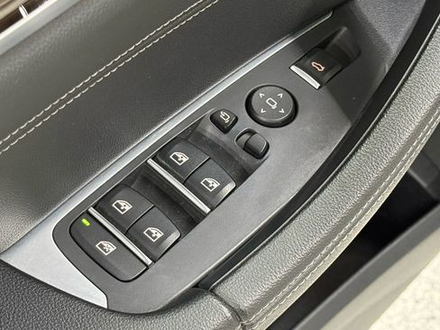 Used 2018 BMW X3 xDrive30i image 11