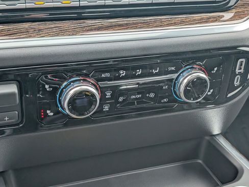 New 2026 GMC Sierra 1500 Elevation w/ Elevation Premium Package image 29