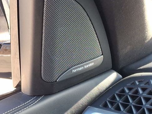 Used 2025 BMW X5 M60i w/ Executive Package image 28