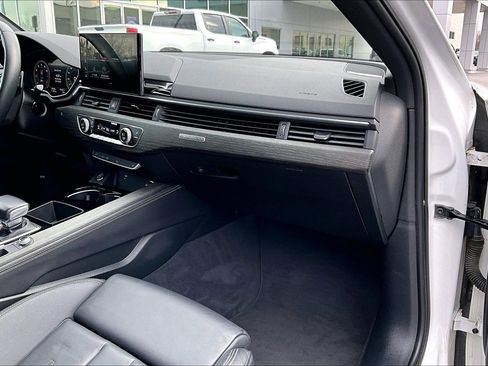 Used 2023 Audi A4 2.0T Premium Plus image 17