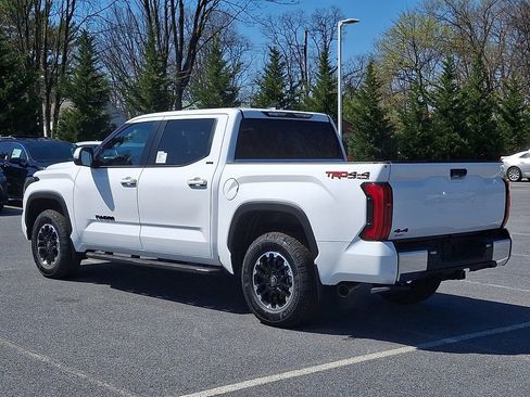 New 2026 Toyota Tundra SR5 AWD/4WD image 8
