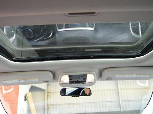 Used 2012 Jeep Grand Cherokee Laredo image 23