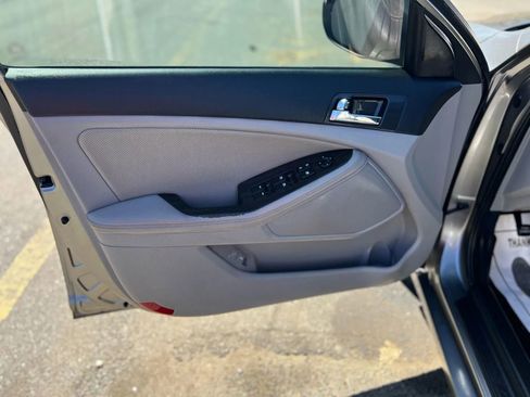 Used 2013 Kia Optima EX image 11