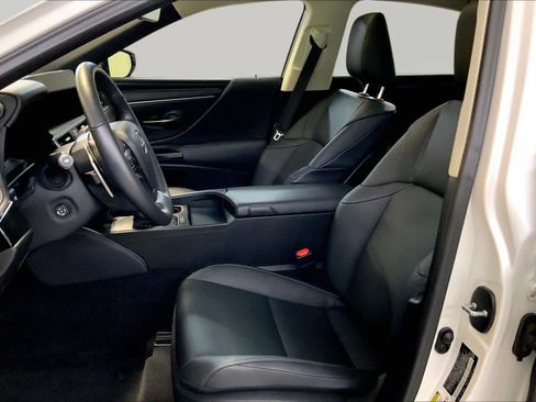 Used 2024 Lexus ES 350 w/ Premium Package FWD image 7