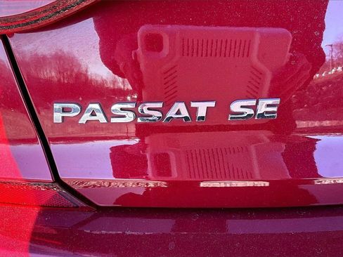 Used 2017 Volkswagen Passat 1.8T SE image 8