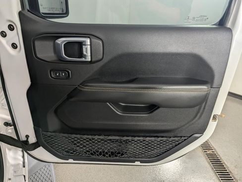 Used 2021 Jeep Gladiator High Altitude image 22