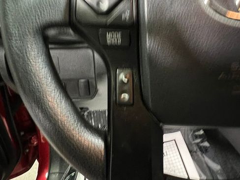 Used 2023 Toyota Tacoma SR AWD/4WD image 25