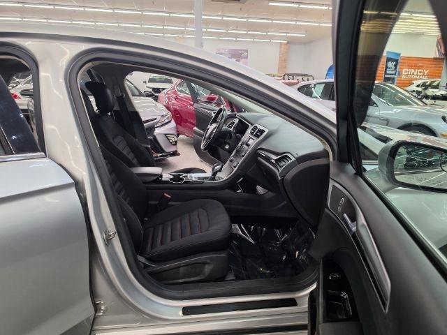 Used 2014 Ford Fusion SE w/ Equipment Group 201A FWD image 34