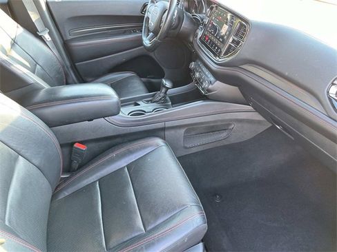 Used 2023 Dodge Durango GT image 25