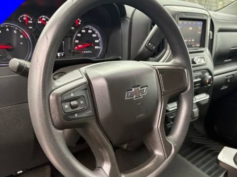 Used 2020 Chevrolet Silverado 1500 Custom Trail Boss w/ Custom Convenience Package AWD/4WD image 18
